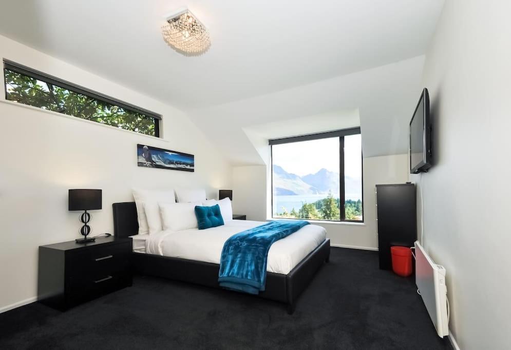 Stunning Home With Amazing Wakatipu Lake Views Queenstown Luaran gambar