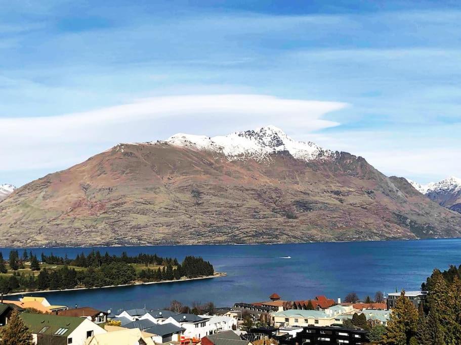 Stunning Home With Amazing Wakatipu Lake Views Queenstown Luaran gambar