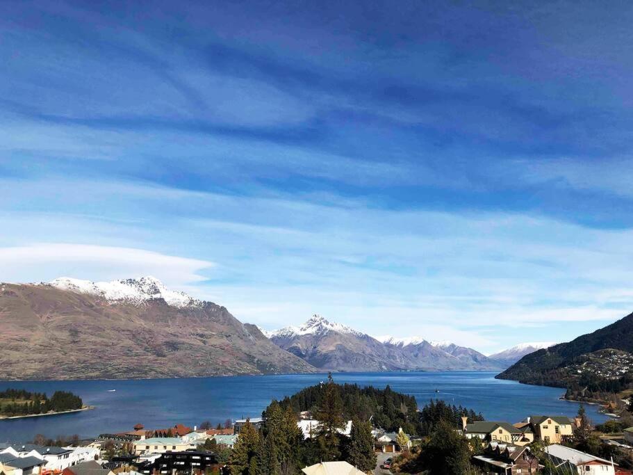 Stunning Home With Amazing Wakatipu Lake Views Queenstown Luaran gambar